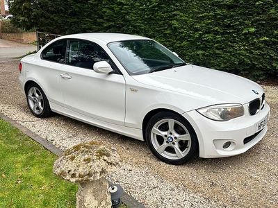 Used BMW 120 Coupé Sport Line 2012 White Coupe