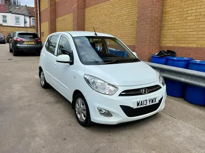 Usado Hyundai i10 Active 83 CV (61 kW) 2013 Blanco Utilitario