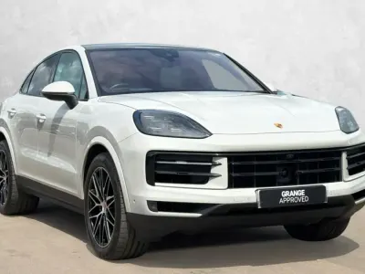 Begagnad Porsche Cayenne 353 HK (259 kW) 2023 Grå SUV
