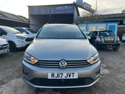 Used VW Golf Sportsvan SE 125 HP (91 kW) 2017 Silver MPV