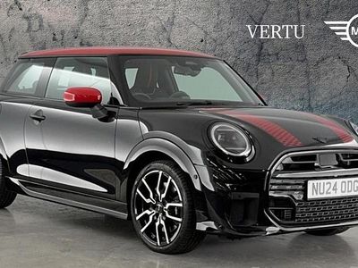 Usado Mini Cooper Sport 156 CV (114 kW) 2024 Negro Utilitario