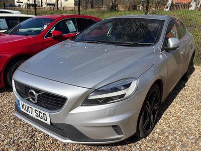 Used Volvo V40 R-Design Pro 190 HP (139 kW) 2017 Silver Hatchback