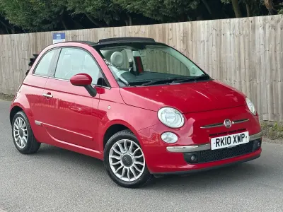 Usado Fiat 500 Lounge 100 HP (73 kW) 2010 Vermelho Cabrios