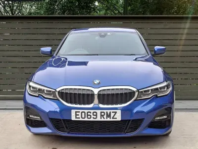 Begagnad BMW 330e M Sport 292 HK (214 kW) 2020 Blå Sedan