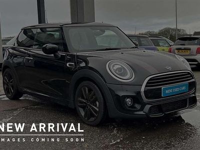 Black Used 2019 Mini Cooper Hatch Hatchback | £17,000 (Fair price)