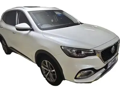 Begagnad MG HS Exclusive 162 HK (119 kW) 2023 Vit SUV