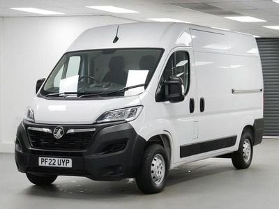 Used Vauxhall Movano 140 HP (102 kW) 2022 White