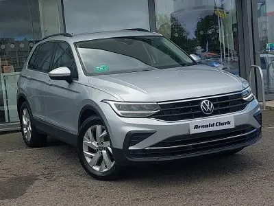 Used VW Tiguan Life 150 HP (110 kW) 2021 Silver SUV