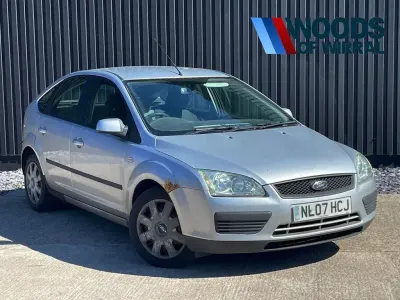Used Ford Focus 99 HP (72 kW) 2007 Silver Hatchback