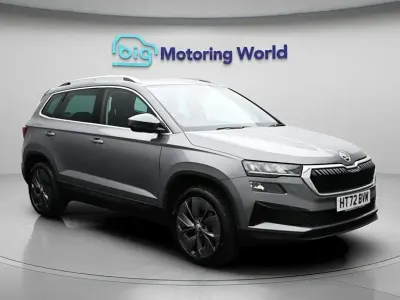 Usado Skoda Karoq SE L 110 HP (80 kW) 2023 Cinzento SUV