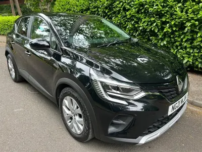 Used Renault Captur Iconic 89 HP (65 kW) 2021 Black SUV