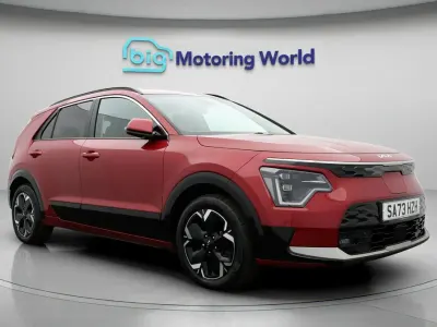 Used Kia e-Niro 147 kW (201 HP) 2023 Red SUV