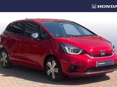Used Honda Jazz Hybrid 109 HP (80 kW) 2021 Premium crystal red Hatchback