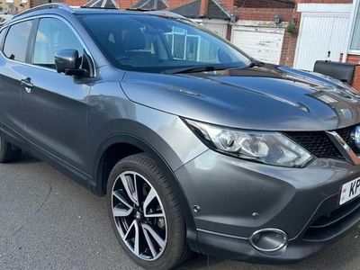 Used Nissan Qashqai Tekna 131 HP (96 kW) 2017 Grey SUV