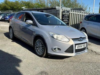 Used Ford Focus Zetec 125 HP (91 kW) 2014 Silver Hatchback