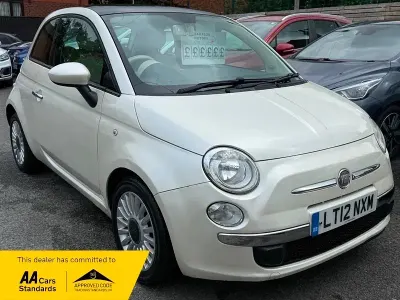 Used Fiat 500 Lounge 85 HP (62 kW) 2012 White Hatchback
