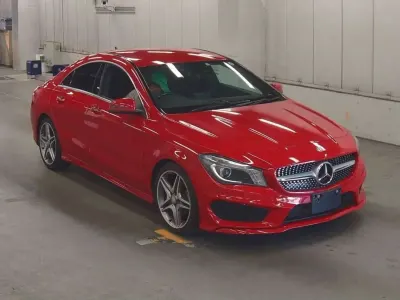 Usado Mercedes CLA180 AMG line 122 HP (89 kW) 2015 Vermelho Sedan