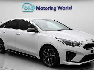 Begagnad Kia ProCeed GT-Line 136 HK (100 kW) 2020 Vit Kombi