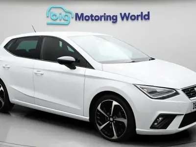 Używany Seat Ibiza FR Sport 110 KM (80 kW) 2023 Biały Hatchback