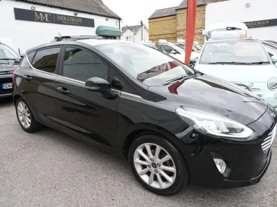 Used Ford Fiesta Titanium 100 HP (73 kW) 2020 Black Hatchback