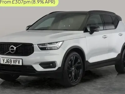 Begagnad Volvo XC40 R-Design Pro 190 HK (139 kW) 2019 Silver SUV