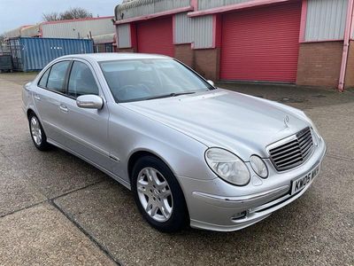 Silver Used 2005 Mercedes E220 Avantgarde Sedan | £2,495