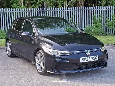 Used VW Golf VIII R-line 130 HP (95 kW) 2023 Black Hatchback