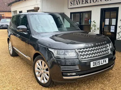 Used Land Rover Range Rover Vogue SE 306 HP (225 kW) 2015 Grey SUV