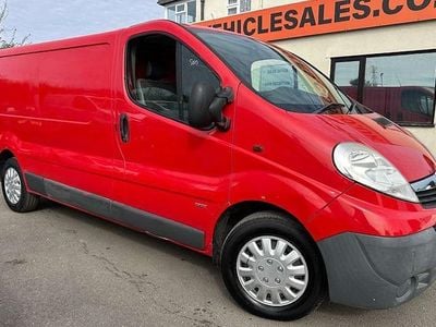Used Vauxhall Vivaro 90 HP (66 kW) 2013 Red MPV