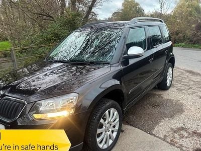 Used Skoda Yeti SE 105 HP (77 kW) 2015 Black SUV