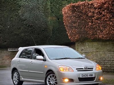 Used Toyota Corolla SR 110 HP (80 kW) 2006 Silver Hatchback