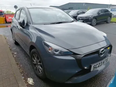 Begagnad Mazda 2 Center-Line 75 HK (55 kW) 2023 Grå Halvkombi