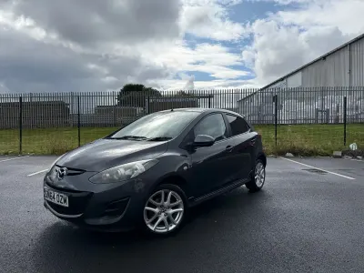 Used Mazda 2 82 HP (60 kW) 2014 Grey Hatchback