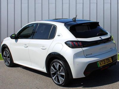 Peugeot e-208