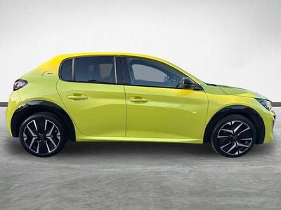 Used Peugeot 208 GT 99 HP (72 kW) 2024 Yellow Hatchback