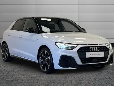 Used Audi A1 Sportback Black Edition 108 HP (79 kW) 2022 Glacier white Hatchback
