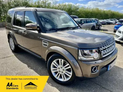 Used Land Rover Discovery HSE 256 HP (188 kW) 2014 Brown SUV