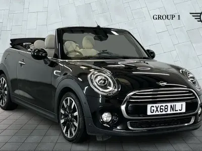 Usado Mini Cooper Exclusive 134 HP (98 kW) 2019 Preto Citadino