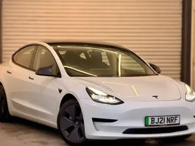 Używany Tesla Model 3
