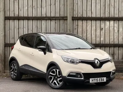 Used Renault Captur Dynamique 90 HP (66 kW) 2015 Cream SUV