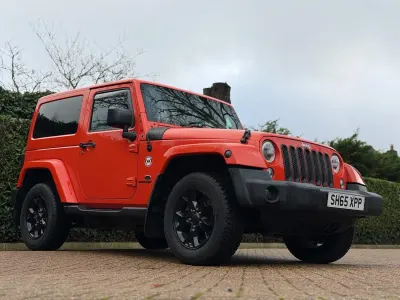 Begagnad Jeep Wrangler Overland 197 HK (144 kW) 2015 Orange SUV