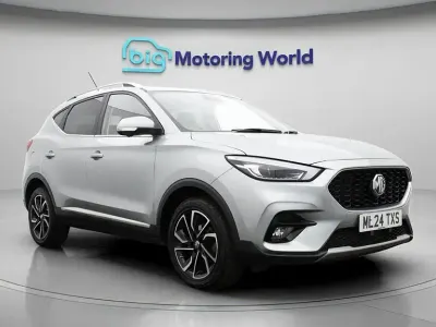 Usado MG ZS 2024 Prateado SUV