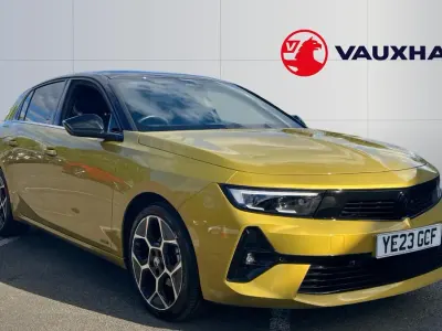 Begagnad Vauxhall Astra Ultimate 130 HK (95 kW) 2023 Other Halvkombi