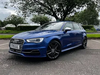 Used Audi S3 Sportback Performance 300 HP (220 kW) 2015 Blue Hatchback