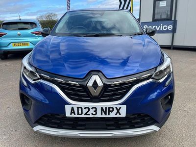Second-hand Renault Captur Evolution 145 CP (106 kW) 2023 Albastru SUV