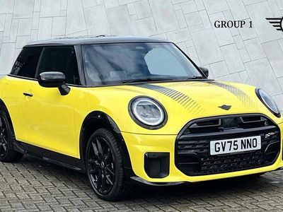 Used Mini Cooper S Hatch 201 HP (147 kW) 2025 Yellow Hatchback