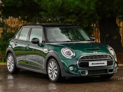 Used Mini Cooper S Coupé 192 HP (141 kW) 2018 Green Coupe