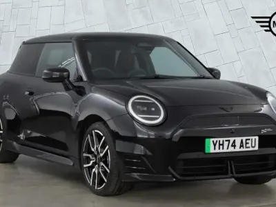 Używany Mini Cooper SE Hatch 158 kW (215 KM) 2024 Czarny Hatchback