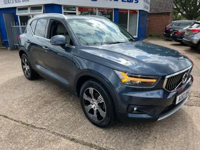 Used Volvo XC40 Inscription 163 HP (119 kW) 2021 Blue SUV