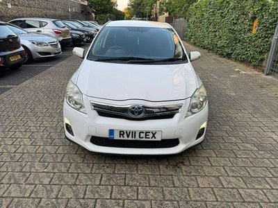 Toyota Auris Hybrid